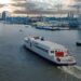 Ámsterdam reduce el número de cruceros turísticos para frenar la masificación
