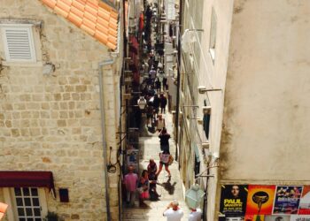 Dubrovnik limita el número de turistas diarios para proteger su centro histórico