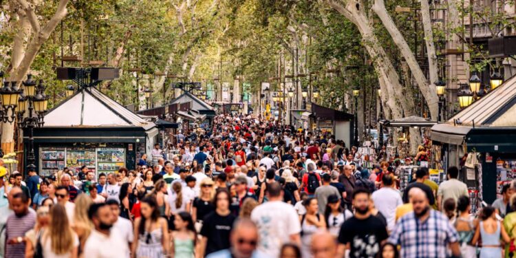 Barcelona anuncia el fin de nuevos apartamentos turísticos para 2028